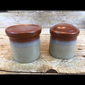 Mikasa Potter's Art Salt Pepper Shakers PF 850